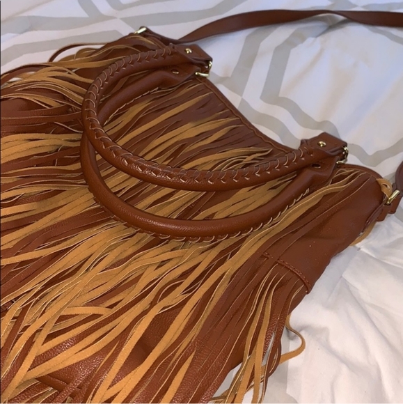 Steve Madden Handbags - *** NWOT *** STEVE MADDEN FRINGE BAG